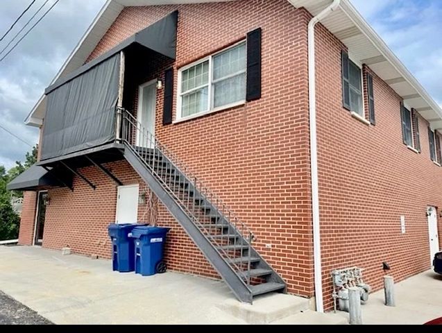 $1,500 | 141 Maple Street, Unit 2 | Hinckley