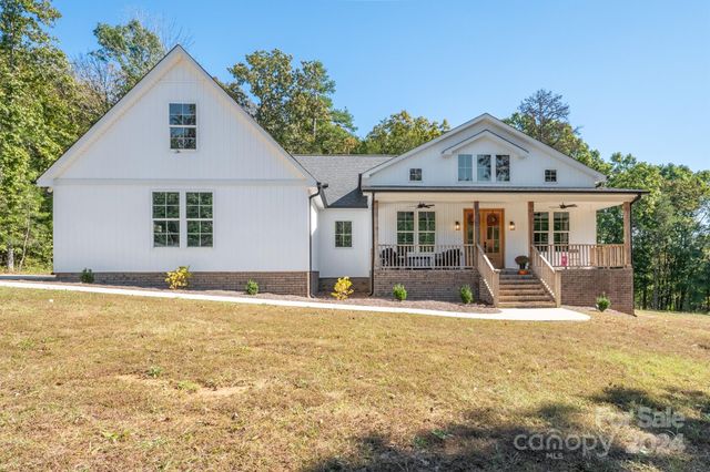 $625,000 | 4815 Chadwick Drive