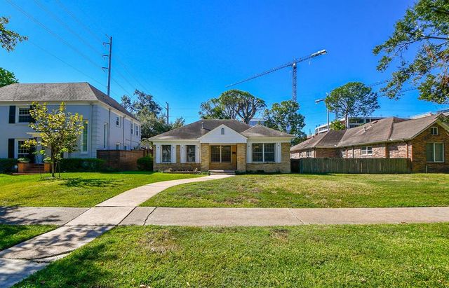 $2,050 | 1932 Canterbury Street | Texas Medical Center