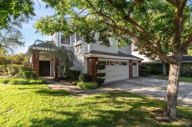 $2,248,000 | 127 Briar Place | West Briar Knolls