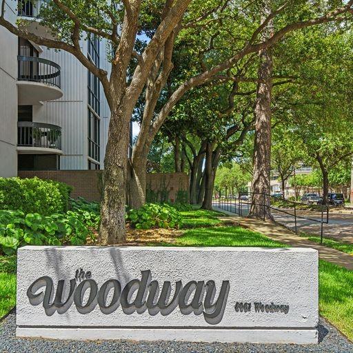 Welcome to  "THE WOODWAY" High-rise at the corner of Woodway dr and Post Oak Ln