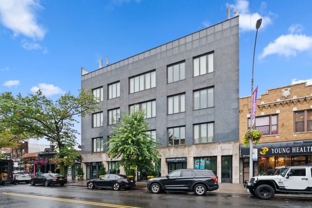 $2,650 | 28-18 Steinway Street, Unit 306 | Astoria