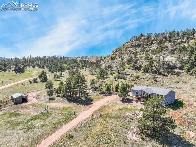 $799,000 | 325 Spring Valley Drive