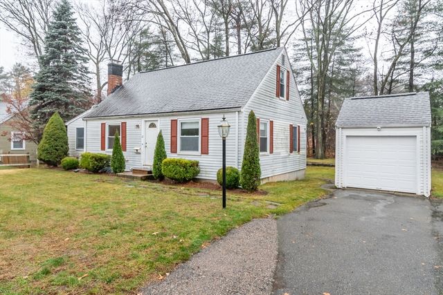 $685,000 | 22 Oak Street | East Natick