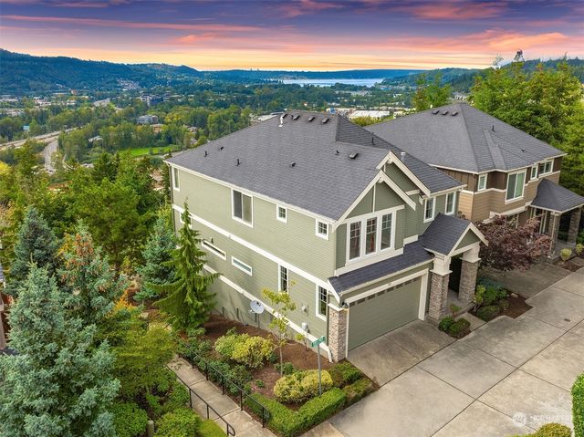 $2,000,000 | 985 3rd Court Northeast | Issaquah Highlands