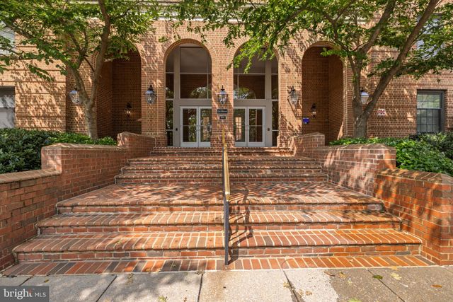 $749,900 | 2828 Wisconsin Avenue Northwest, Unit 309 | Observatory Circle