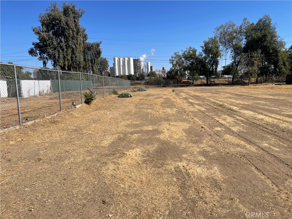 a view of a basketball court