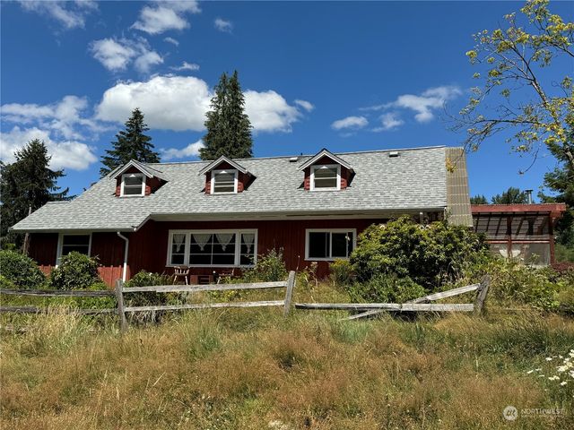 $690,000 | 12424 506th Street East | Alder