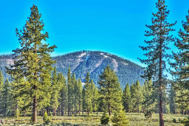 $1,400,000 | 9701 Highway 267 | Lake Tahoe