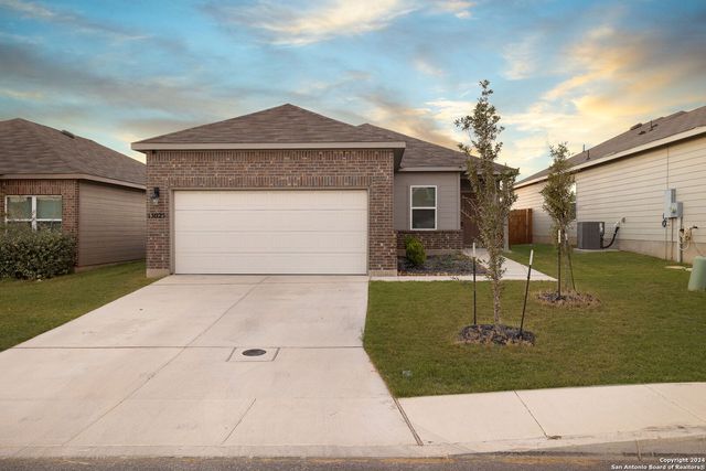 $1,675 | 13023 Heathers Elm | East San Antonio