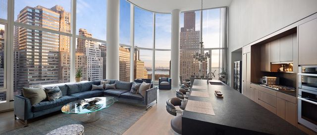 $5,150,000 | 50 West Street, Unit 18B | Financial District