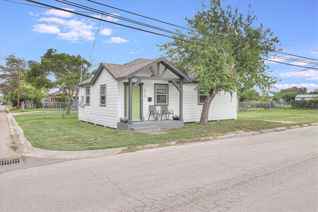 Home on corner lot