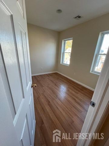 $2,400 | 331 Watson Avenue | Southwestern Perth Amboy