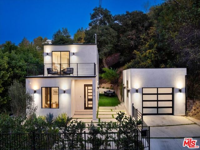 $2,395,000 | 2016 Stanley Hills Drive | Sunset Strip-Hollywood Hills West