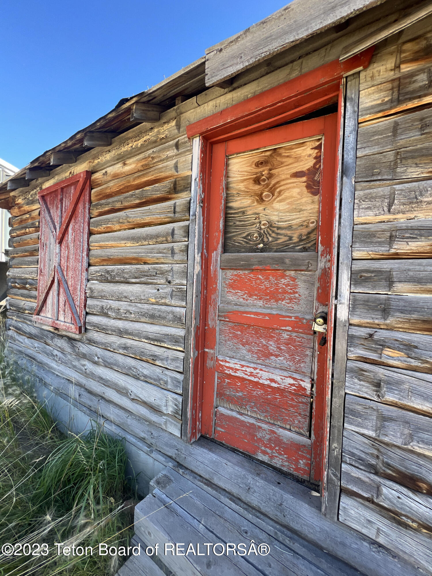 1930s Log Cabin