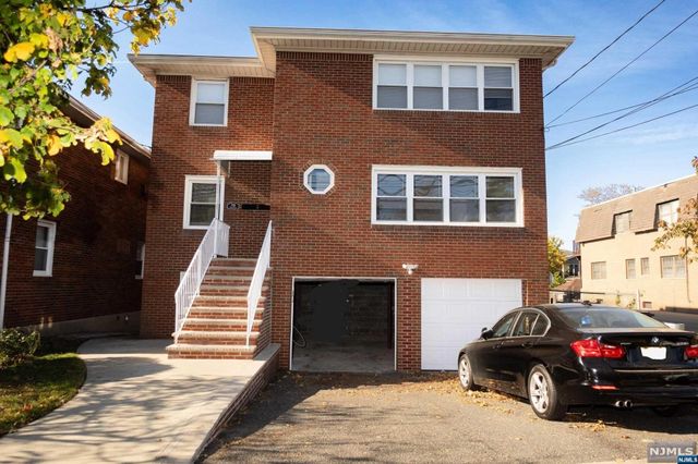 $3,900 | 701 Bergen Boulevard, Unit 1 | Ridgefield Heights