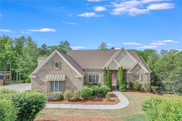 $849,000 | 3012 Chattahoochee Trace | Chattahoochee Estates West