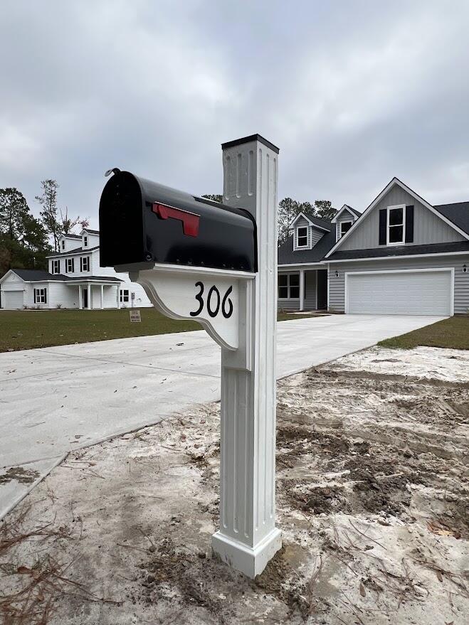 306 Mizell Road - Mailbox