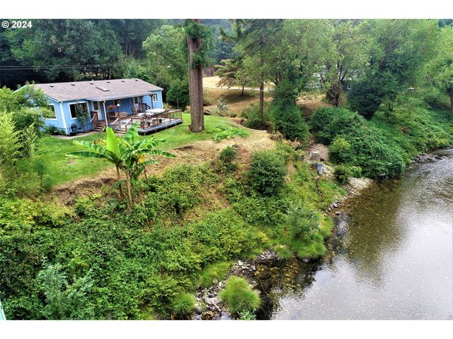 $519,000 | 1020 Winchuck River Road