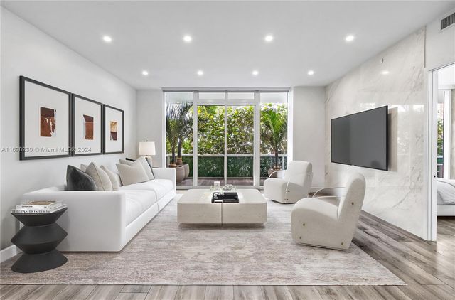 $3,150,000 | 450 Alton Road, Unit 602 | Icon