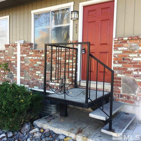 $1,895 | 1402 East 9th Street, Unit 2 | Northeast Reno