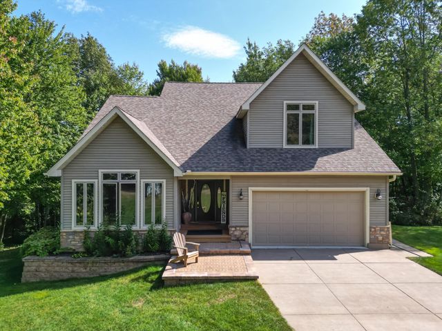 $825,000 | 531 23rd Avenue | Crystal Lake