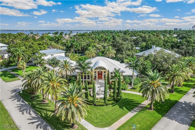 $1,750,000 | 1299 Plumosa Drive | Riverside Park