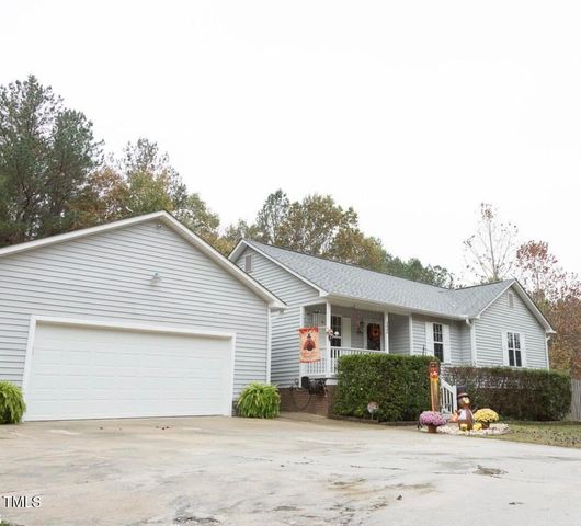 $330,000 | 3404 Stauffer Court | St. Marys Township - Wake County