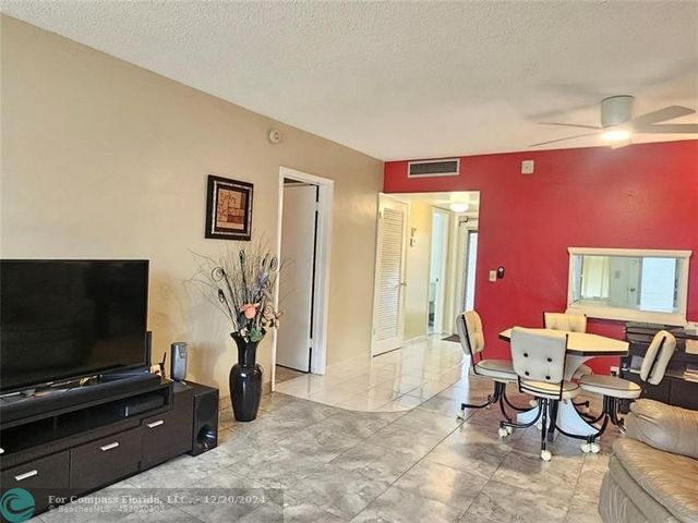 $185,000 | 1350 Atlantic Shores Boulevard, Unit 303 | Atlantic Shores