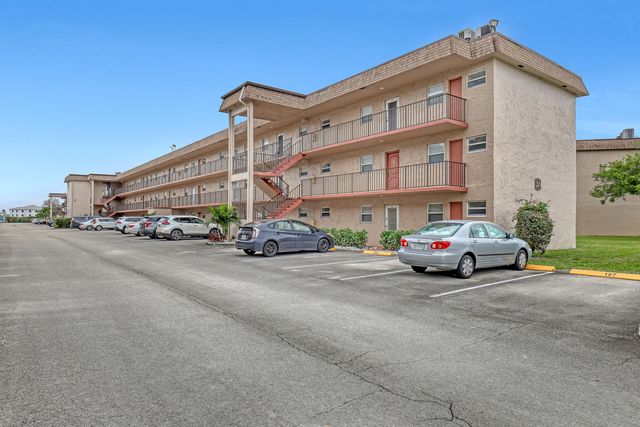 $77,500 | 721 Lori Drive, Unit 303 | Palm Springs Village