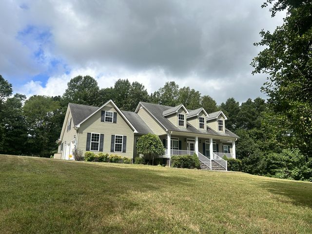 $749,999 | 41 Lake Road | Lynchburg