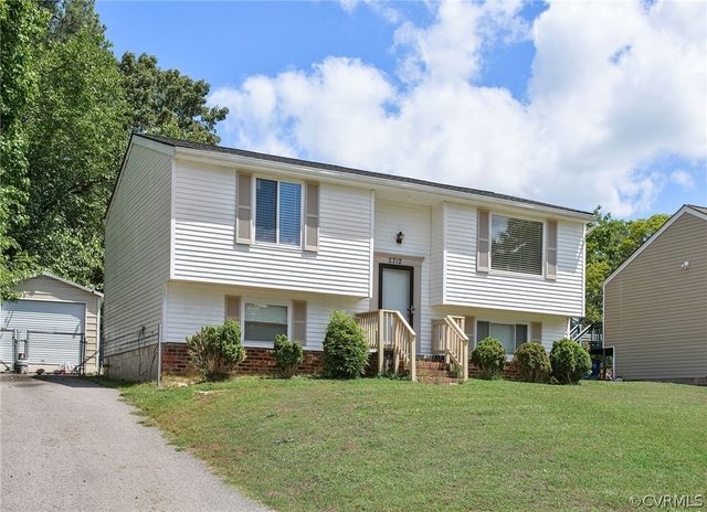 $299,950 | 2712 Tinsberry Drive