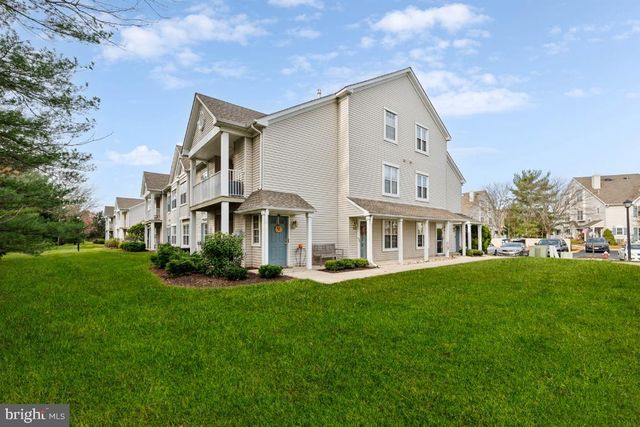 $329,900 | 504 Wharton Road | Mount Laurel