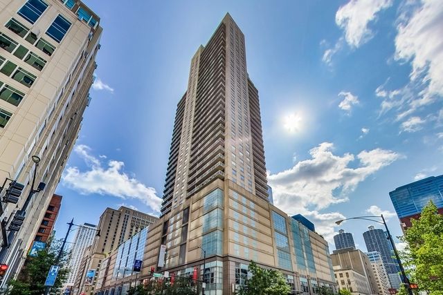 $2,600 | 545 North Dearborn Street, Unit 2508 | River North