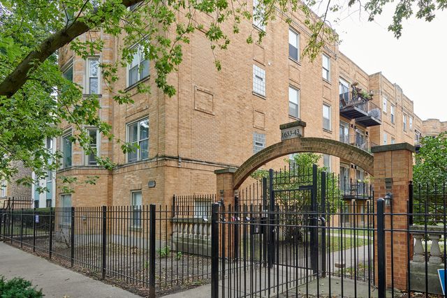 $159,000 | 1633 West Farwell Avenue, Unit NB | East Rogers Park