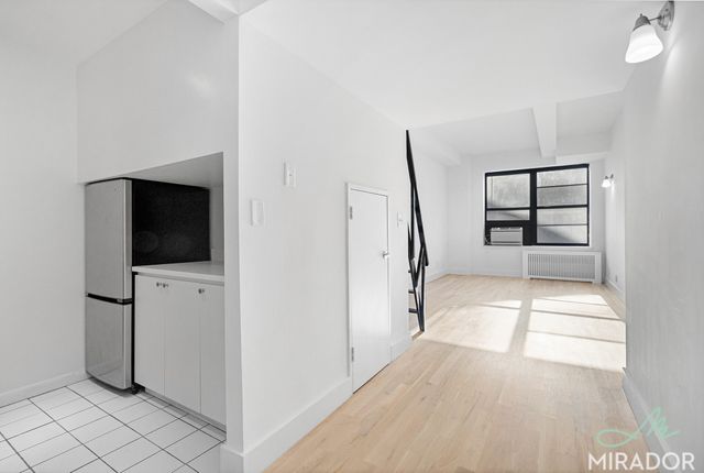 $3,600 | 43 West 16th Street, Unit 6C | Flatiron