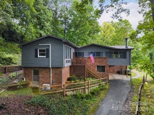 $525,000 | 395 Old Fiddle Road | Waynesville Township - Haywood County