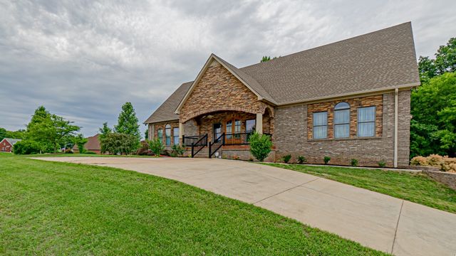 $819,000 | 3112 Burts Crossing