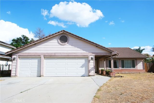 $549,999 | 23365 Vida Court | Sunnymeadows