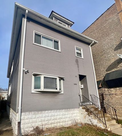 $3,500 | 5004 West Addison Street, Unit 1G | Portage Park