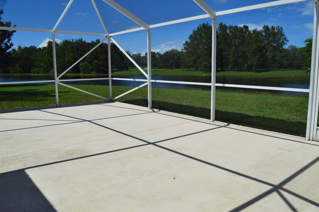 a view of a tennis court