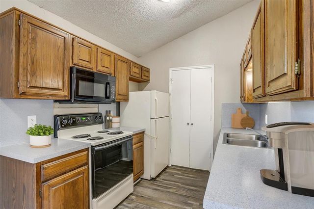 $1,177 | 1000 River Bend Drive, Unit A10305 | Lancaster