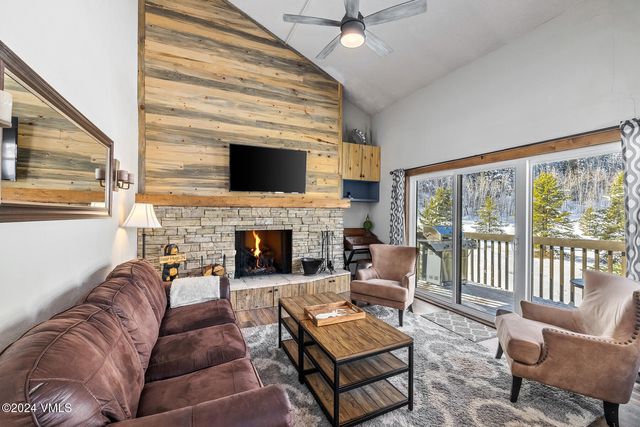 $1,300,000 | 4516 Meadow Drive, Unit 809 | Vail