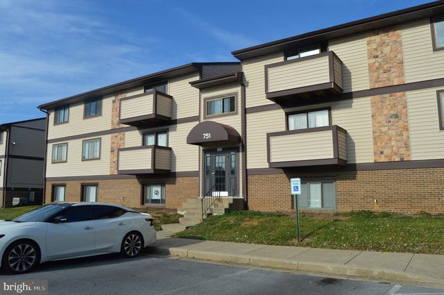 $196,000 | 751 Heather Ridge Drive, Unit 18K | Heather Ridge