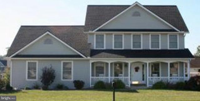 $423,900 | 3 Dream Drive | North Lebanon Township - Lebanon County