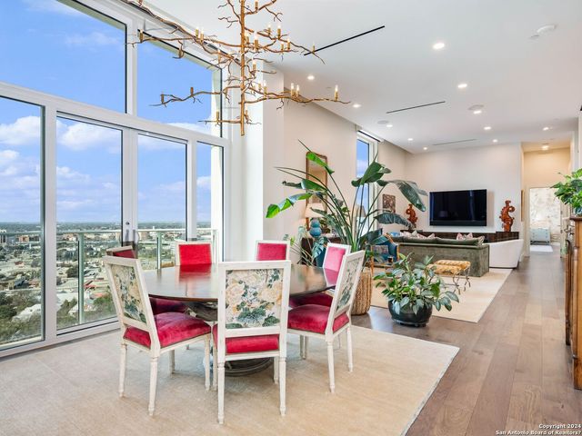 $1,999,000 | 123 Lexington Avenue, Unit 1706 | Downtown San Antonio