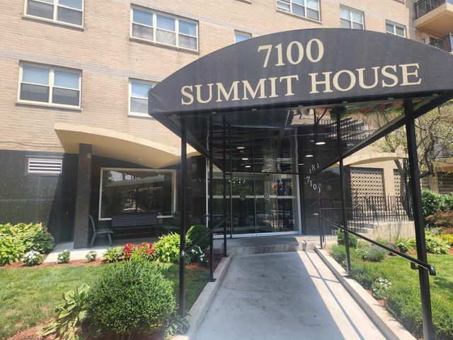 $160,000 | 7100 Boulevard East, Unit 14M | Guttenberg