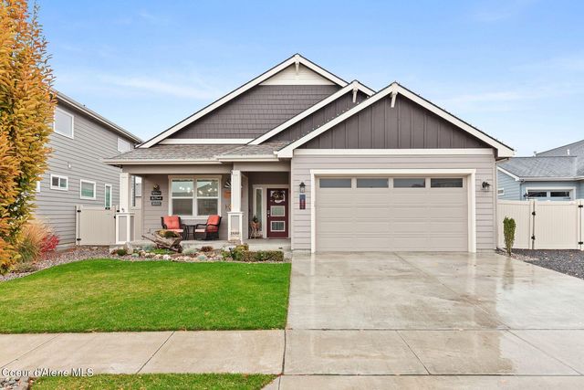 $589,900 | 1880 West Alsea Avenue | West Seltice