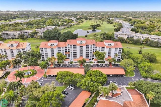 $499,000 | 4112 West Palm Aire Drive, Unit 122A | Palm Aire