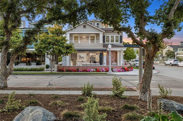 $6,595,000 | 1752 Plaza Del Norte | Balboa Peninsula